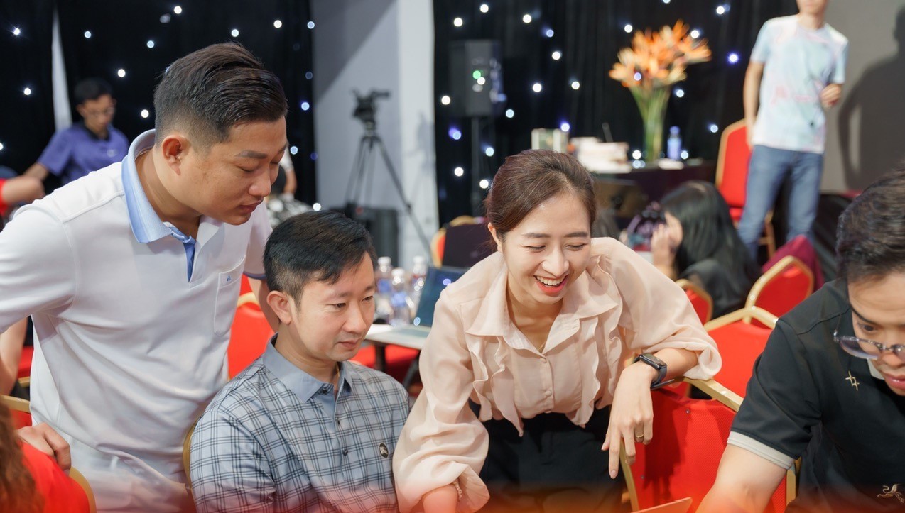 Phạm Thùy An.